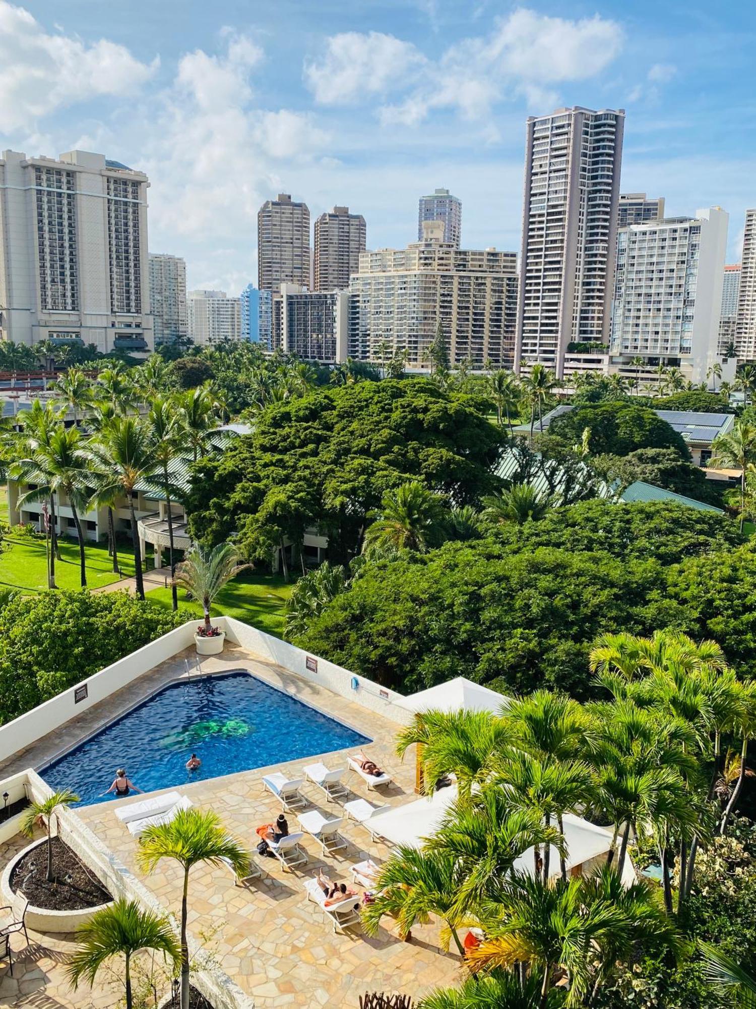 Cozy Studio With Free Parking In Waikiki โฮโนลูลู ภายนอก รูปภาพ