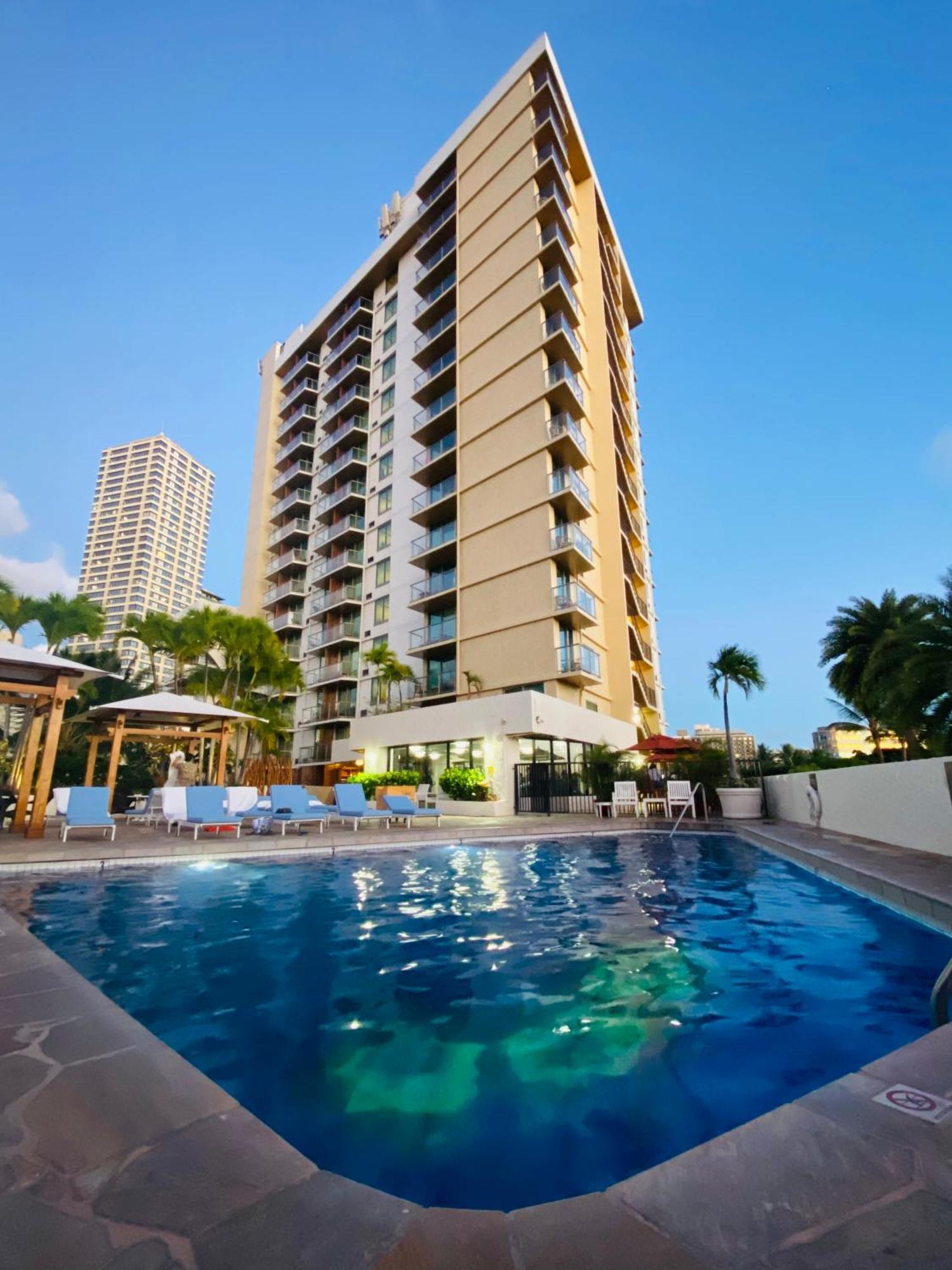 Cozy Studio With Free Parking In Waikiki โฮโนลูลู ภายนอก รูปภาพ