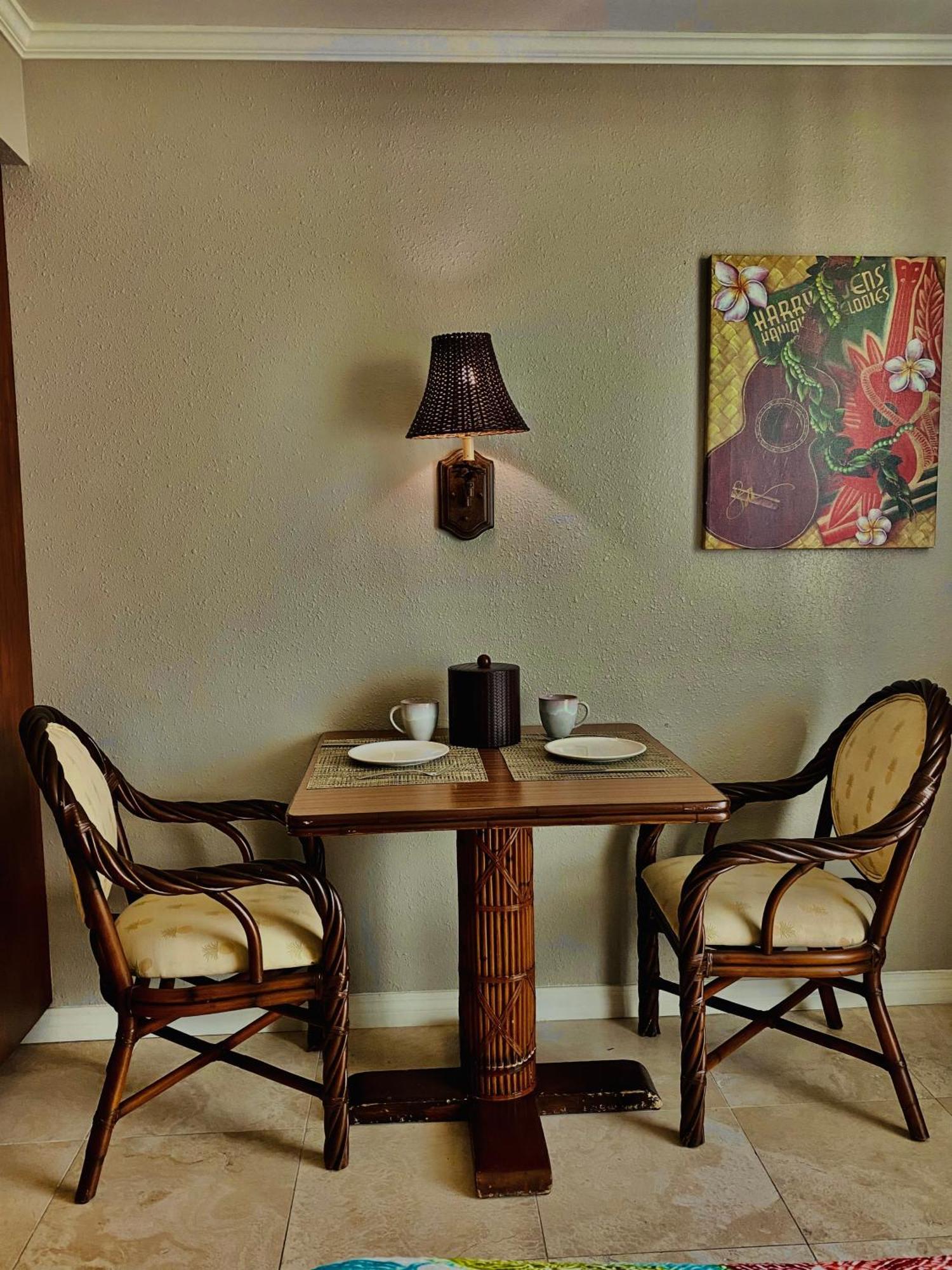 Cozy Studio With Free Parking In Waikiki โฮโนลูลู ภายนอก รูปภาพ